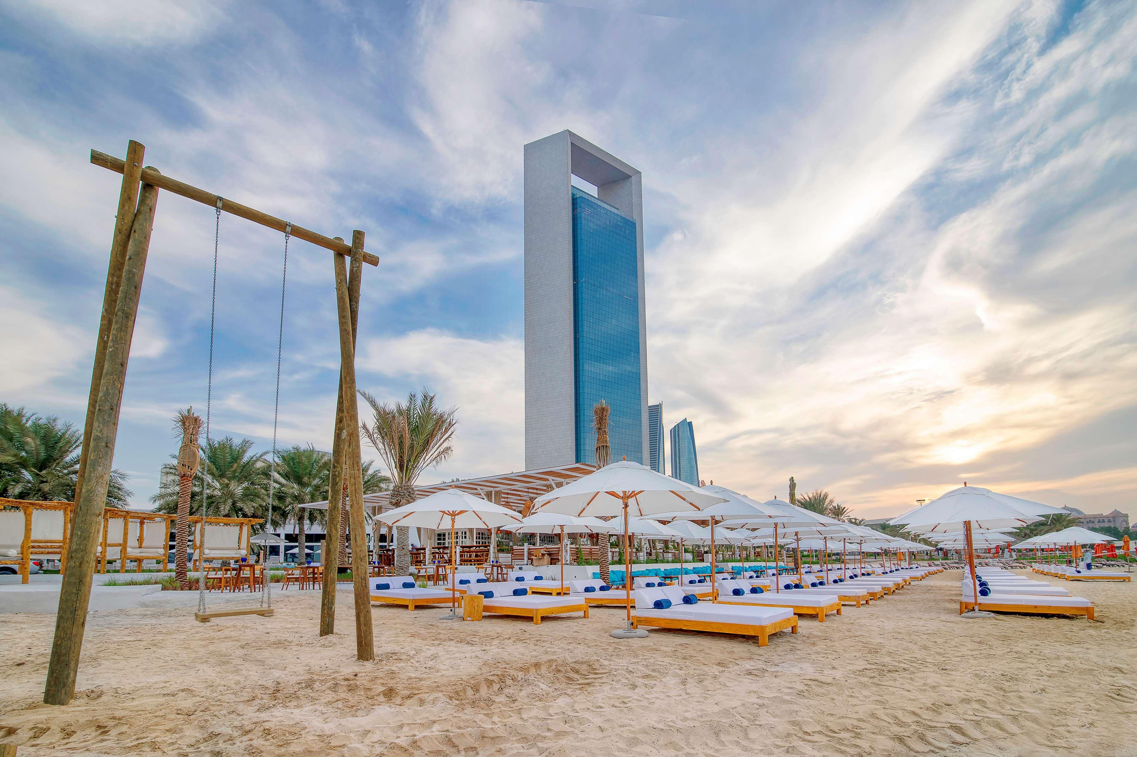 Radisson Blu & Resort, Corniche 5* Abu Dhabi