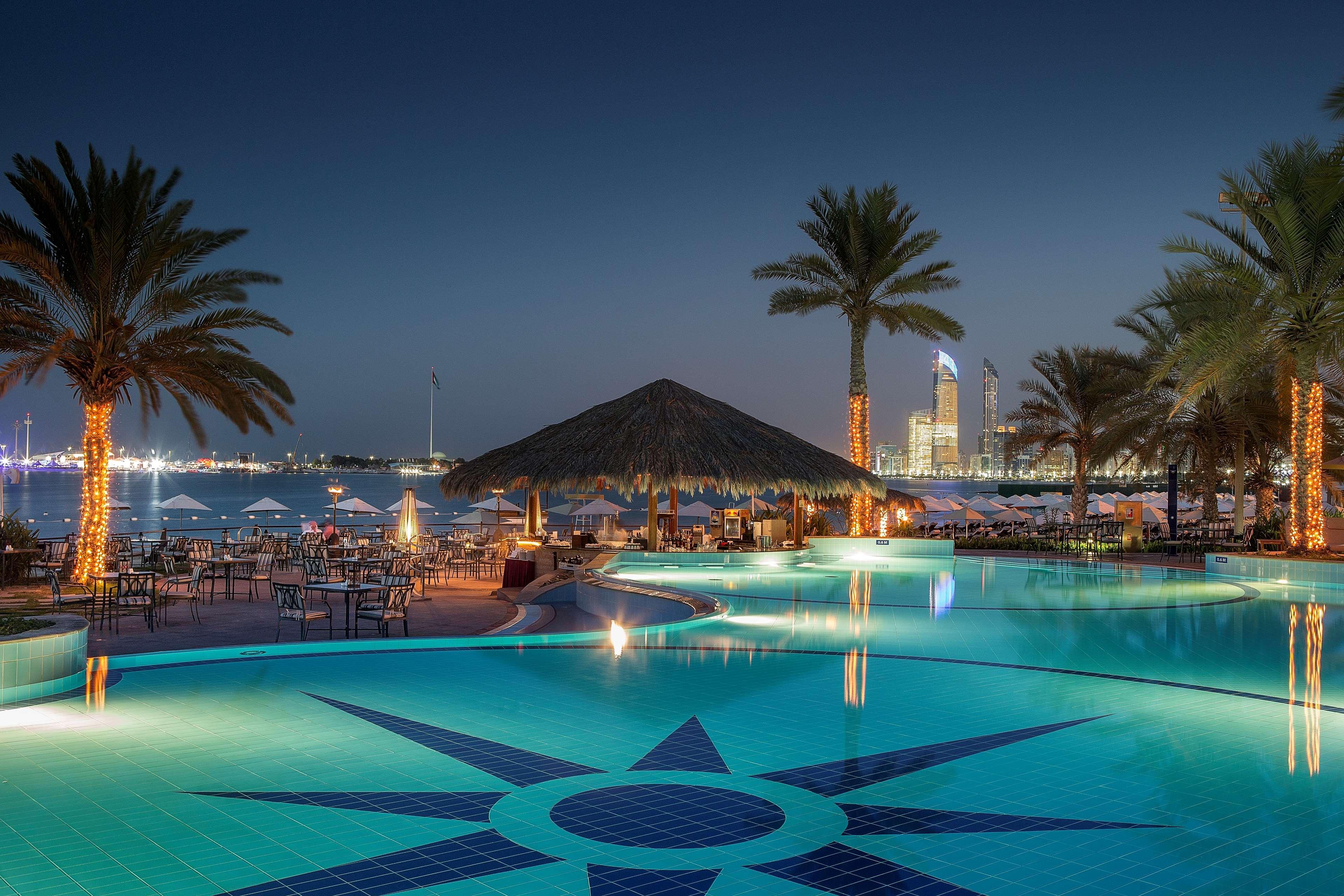 Radisson Blu & Resort, Corniche Abu Dhabi